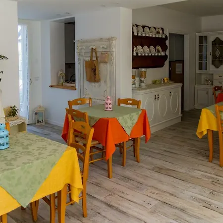 La Rinascita Bed & Breakfast *